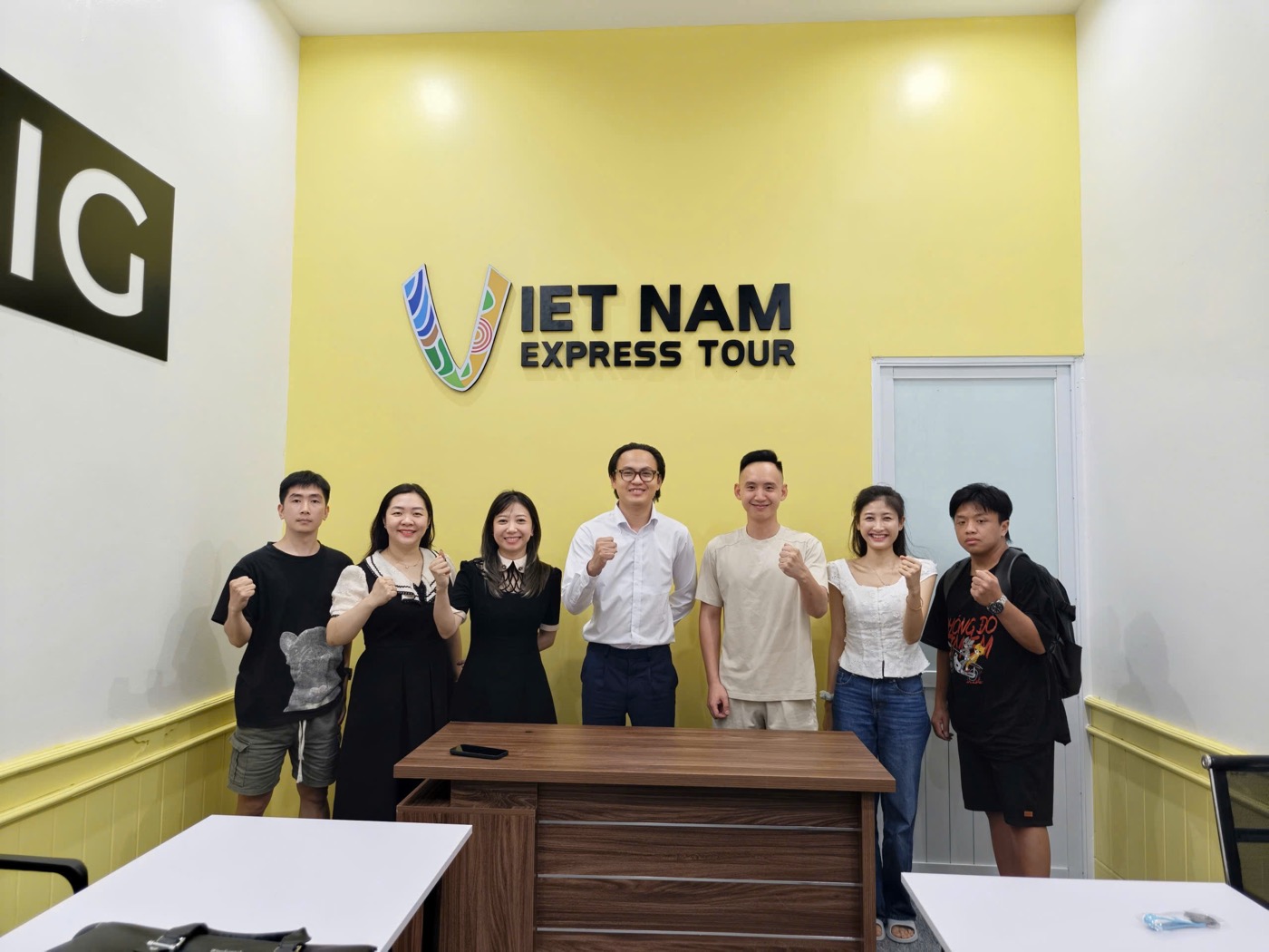 Hình ảnh đội ngũ chi nhánh VNExpress Tour Lạng Sơn